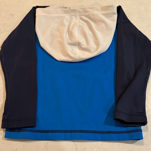 Lands' End Kids Rashguard Swim Long Sleeve Hooded Front Pocket Size 4T - Picture 4 of 4